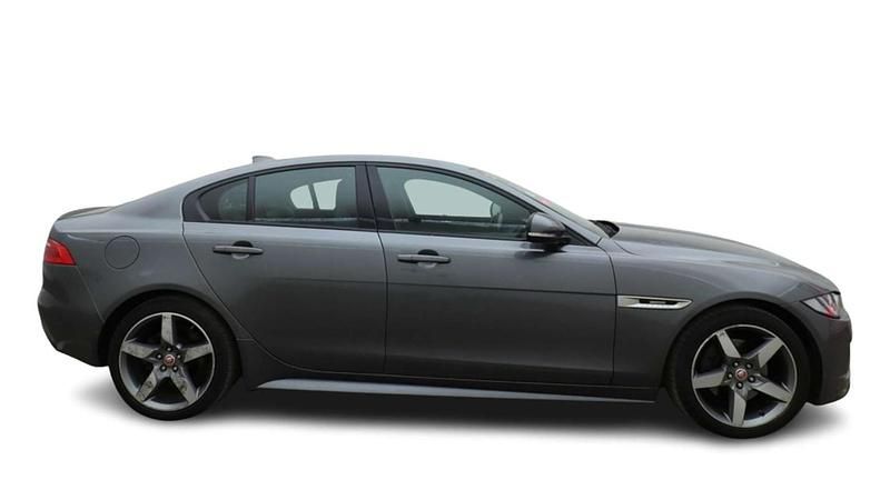 Used Jaguar XE R-Sport 180 HP (132 kW) 2018 Grey Sedan