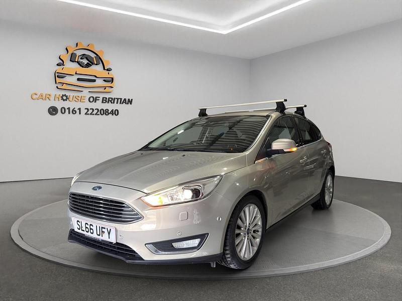 Used Ford Focus Titanium X 120 HP (88 kW) 2016 Silver Hatchback