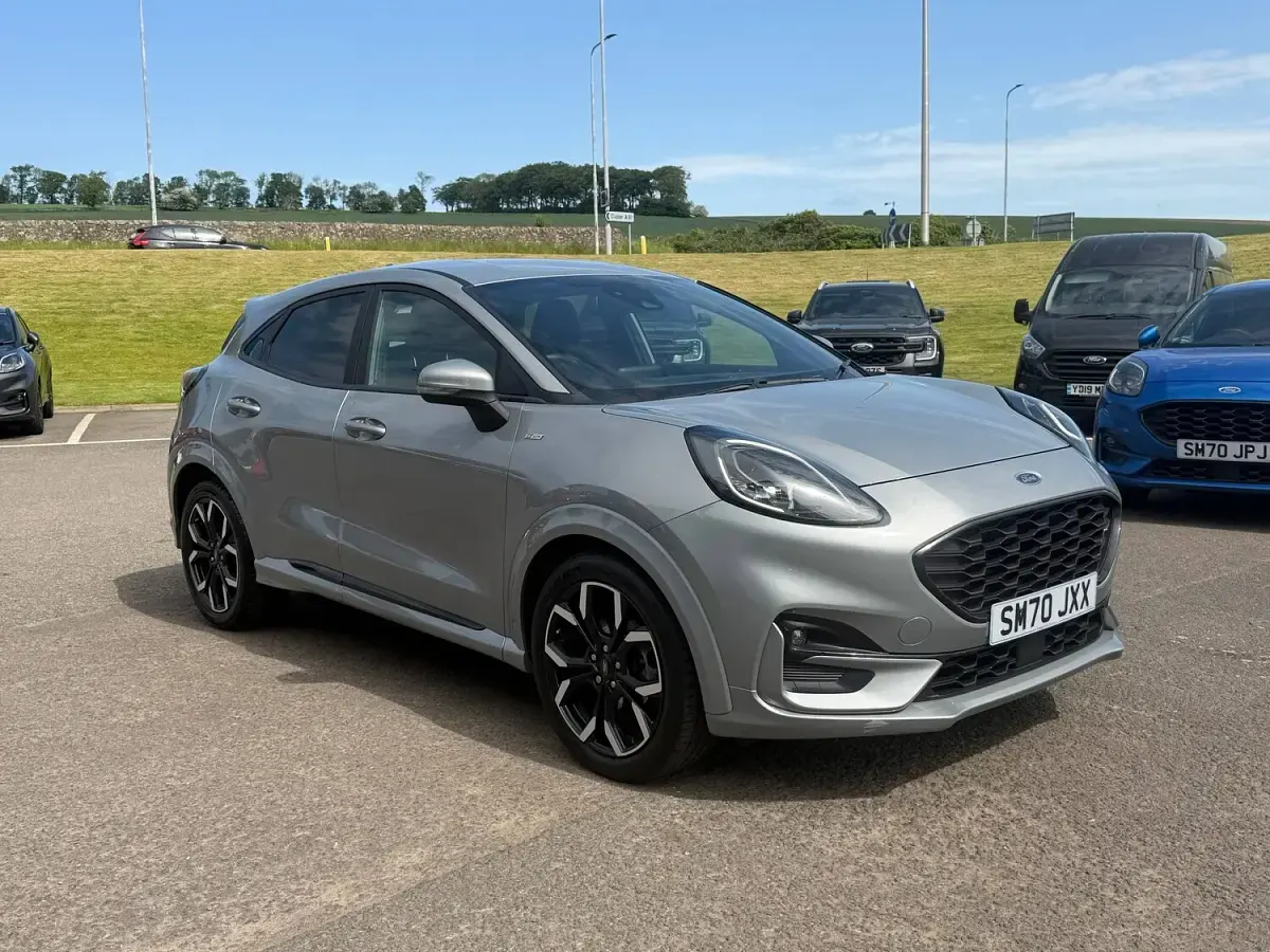 Used Ford Puma ST-Line X 125 HP (91 kW) 2021 Solar silver SUV