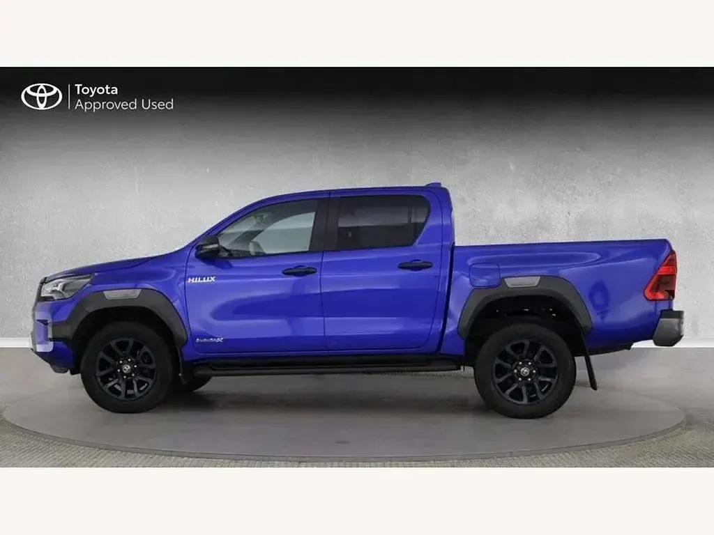 Usado Toyota HiLux 201 CV (147 kW) 2024 Azul Pickup/Camioneta