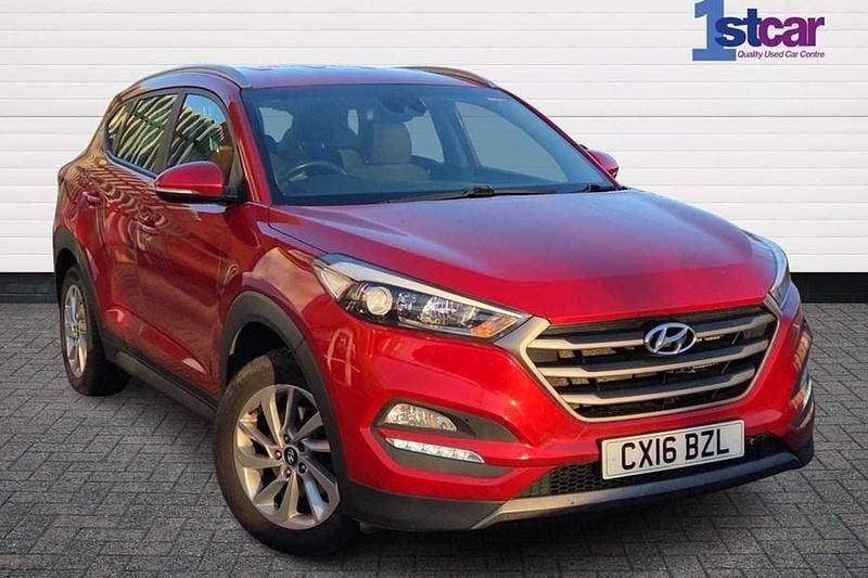 Red Used 2016 Hyundai Tucson SE SUV | £8,489 (Good price) - Image 1/1