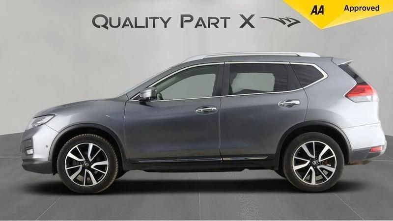 Used Nissan X-Trail Tekna 150 HP (110 kW) 2019 Grey SUV