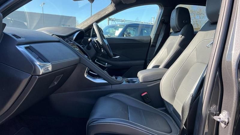 Used Jaguar E-Pace R-Dynamic 309 HP (227 kW) 2024 Premium metallic  carpathian grey SUV