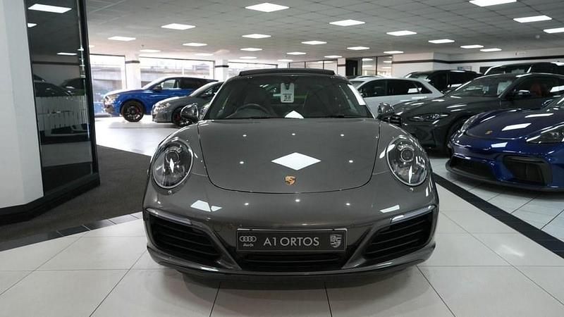 Used Porsche 911 Carrera 370 HP (272 kW) 2017 Grey Coupe