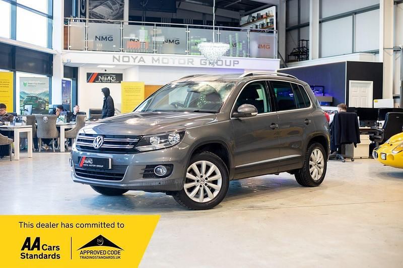 Grey Used 2015 VW Tiguan Match SUV | £13,199 (Expensive) - Image 1/4