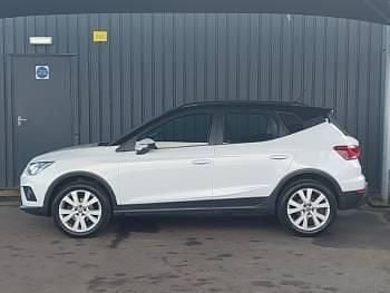 Used Seat Arona SE Technology 95 HP (69 kW) 2018 White SUV