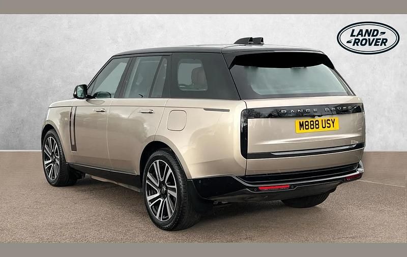 Used Land Rover Range Rover Autobiography 550 HP (404 kW) 2024 Other SUV