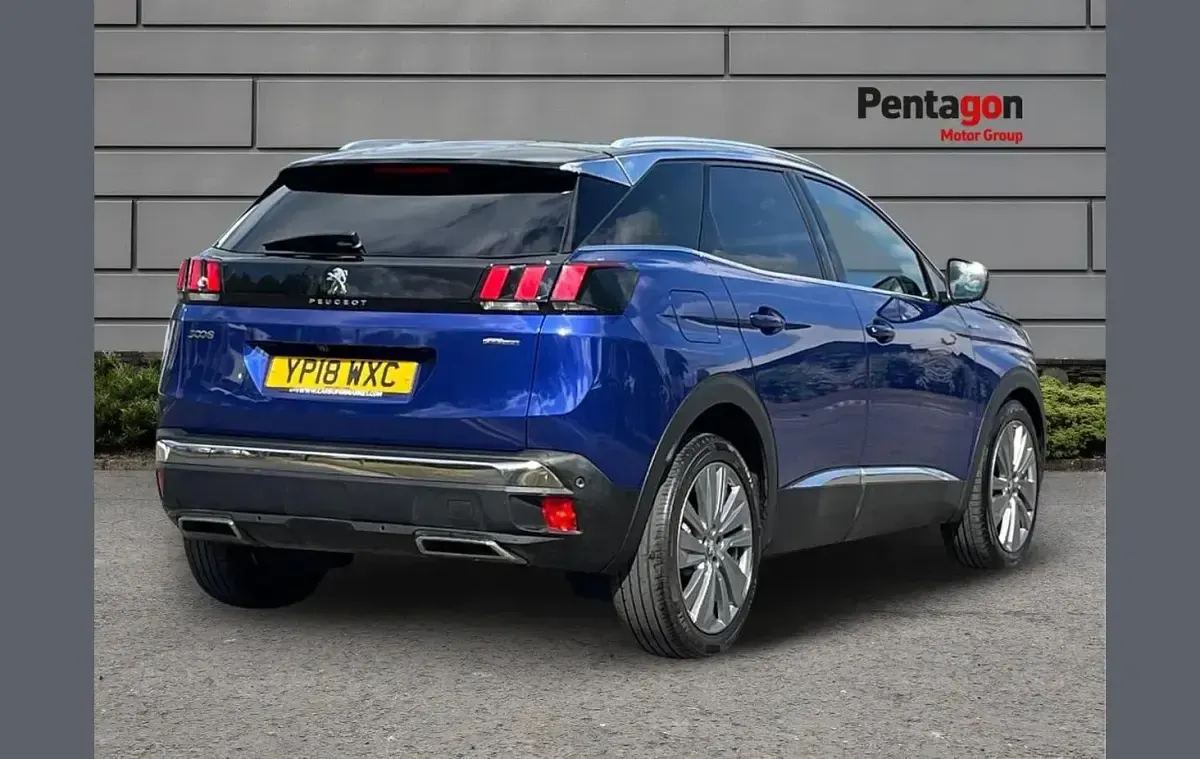 Gebraucht Peugeot 3008 Premium 162 PS (119 kW) 2018 Blau SUV