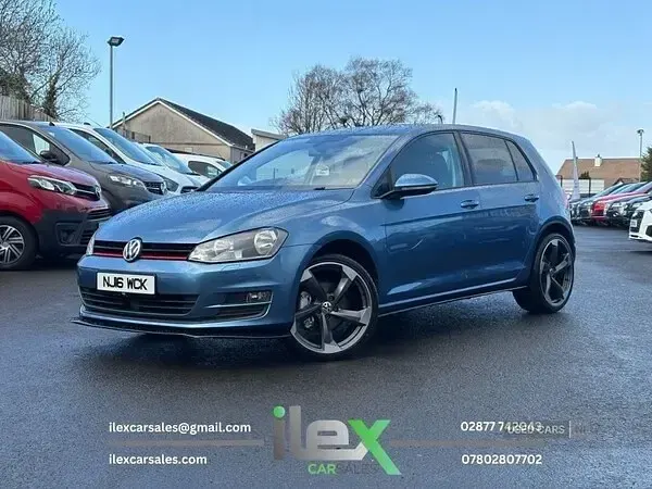 Used VW Golf VII Edition 110 HP (80 kW) 2016 Blue Hatchback
