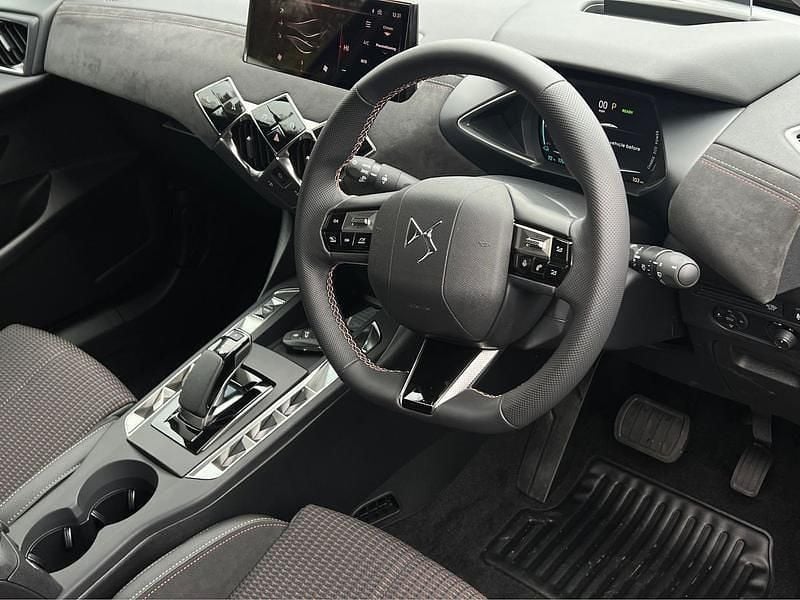 Used DS Automobiles DS3 Performance 114 kW (156 HP) 2024 Black Hatchback