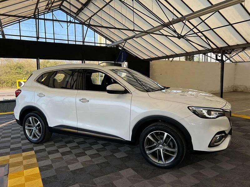 Used MG HS Exclusive 162 HP (119 kW) 2022 White SUV
