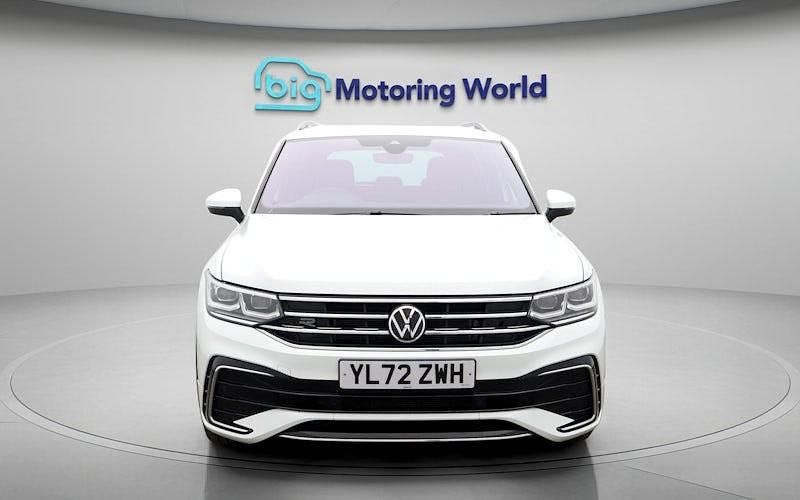 Used VW Tiguan R-line 150 HP (110 kW) 2023 White SUV