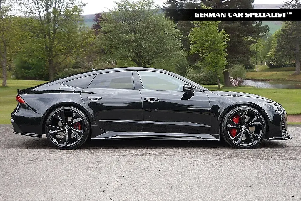 Used Audi RS7 Sportback Design 600 HP (441 kW) 2021 Mythos black Hatchback