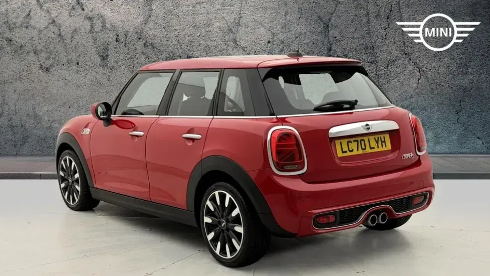 Used Mini Cooper S Exclusive 189 HP (139 kW) 2020 Red Hatchback
