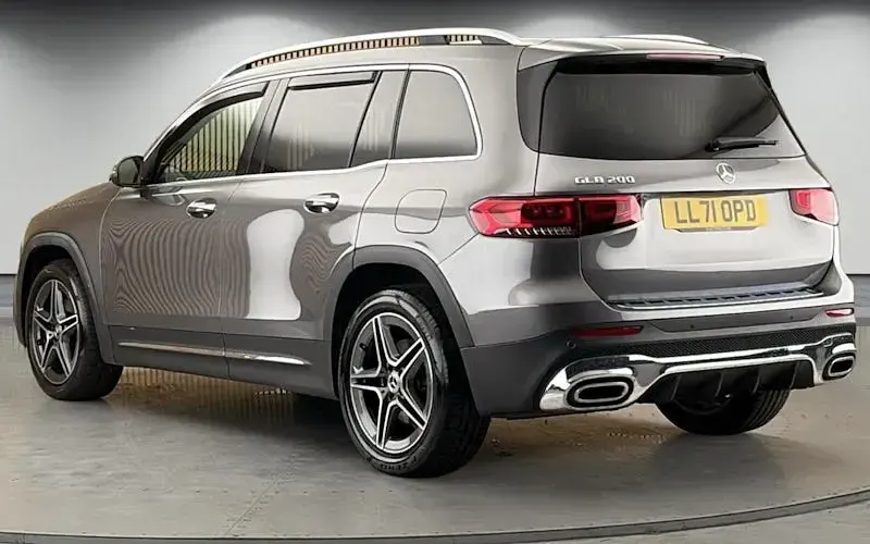 Used Mercedes GLB200 AMG line 163 HP (119 kW) 2021 Mountain grey SUV