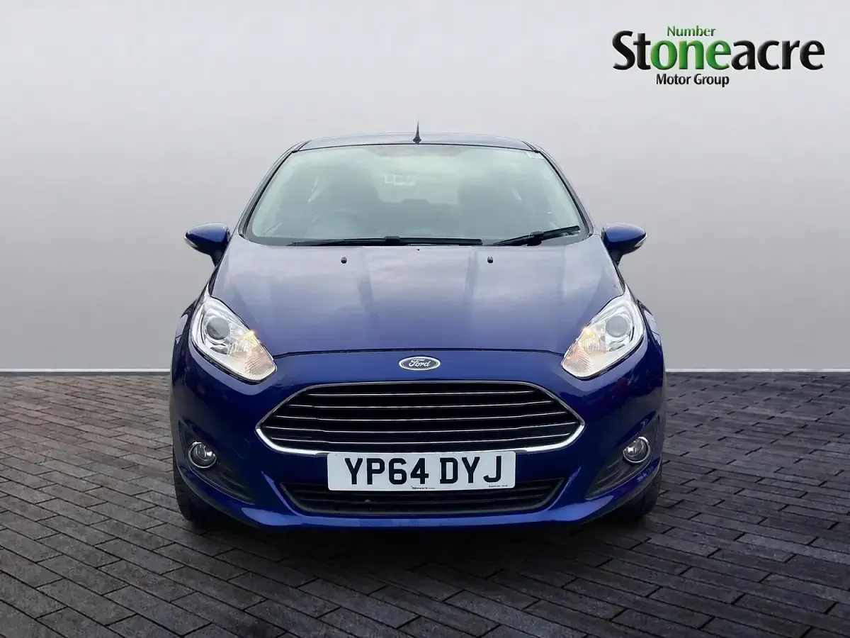 Used Ford Fiesta Zetec 80 HP (58 kW) 2014 Blue Hatchback