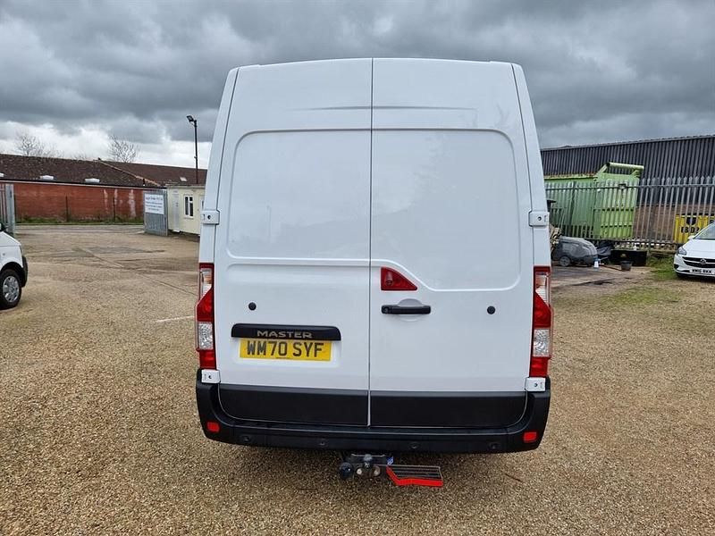 Used Renault Master Business 150 HP (110 kW) 2021 White Van