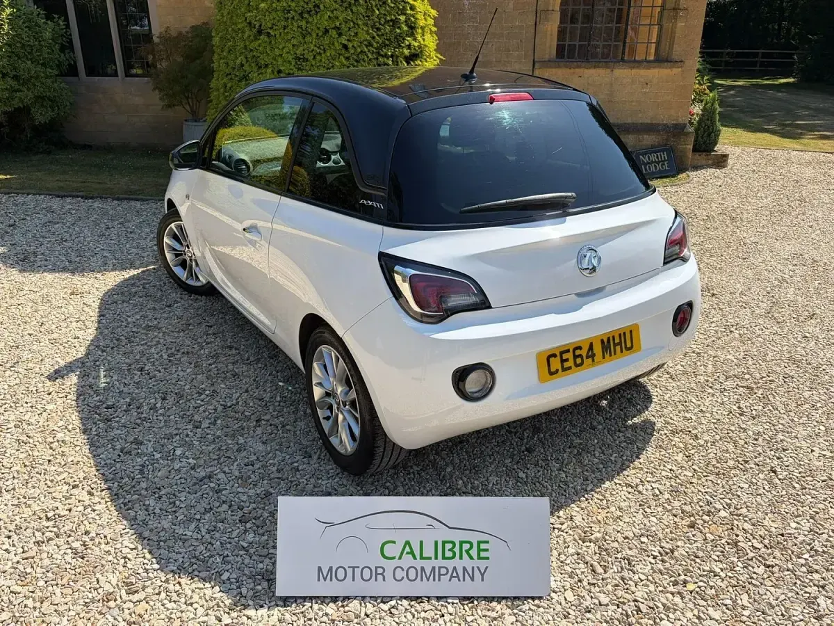 Used Vauxhall Adam Jam 87 HP (63 kW) 2014 White Hatchback