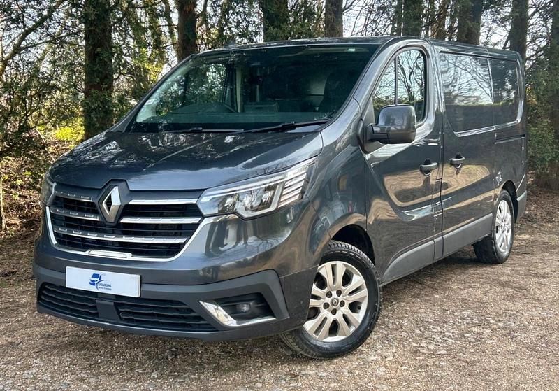Used Renault Trafic 150 HP (110 kW) 2022 Grey