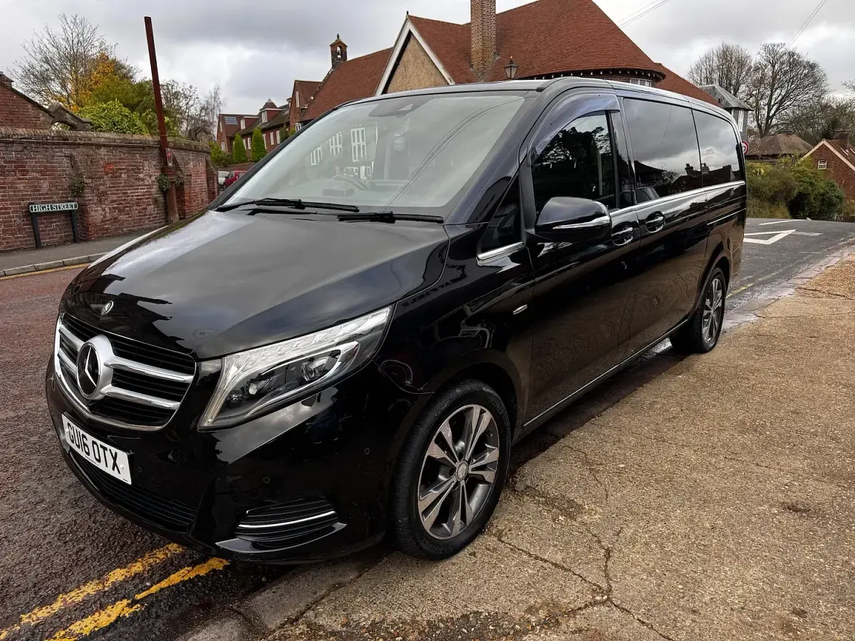 Used Mercedes V220 AMG line 190 HP (139 kW) 2017 Black MPV