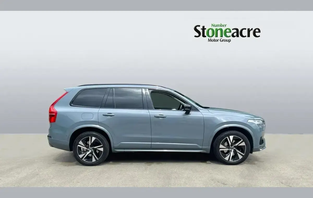 Used Volvo XC90 Plus 247 HP (181 kW) 2023 Grey SUV