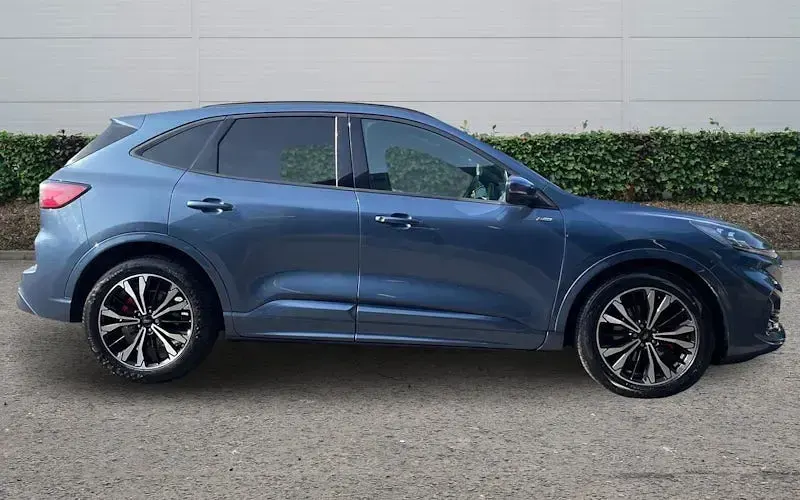 Used Ford Kuga ST-Line X 190 HP (139 kW) 2023 Blue SUV