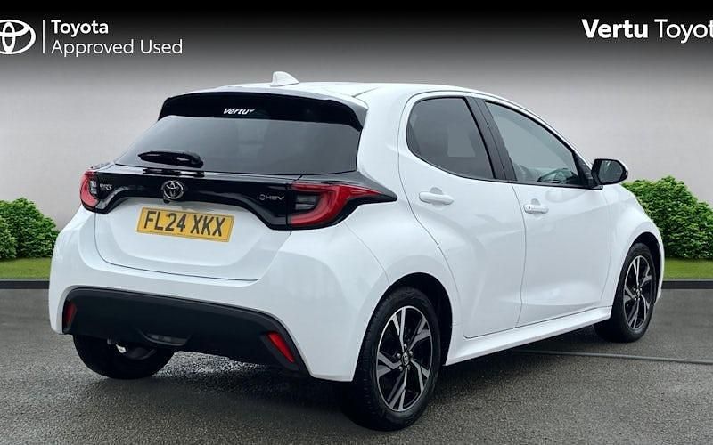 Used Toyota Yaris Hybrid Design 116 HP (85 kW) 2026 Hatchback