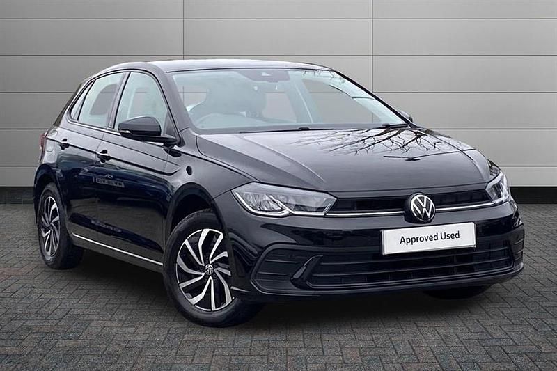Used VW Polo Life 95 HP (69 kW) 2022 Black Hatchback