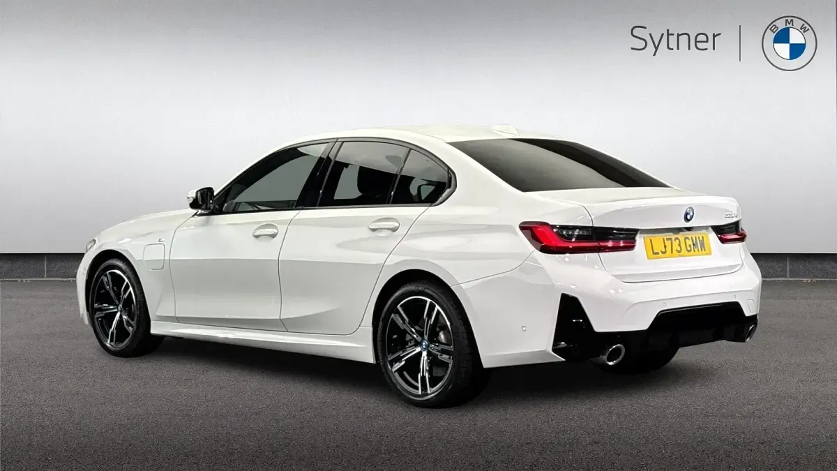 Used BMW 330 M Sport 288 HP (211 kW) 2023 White