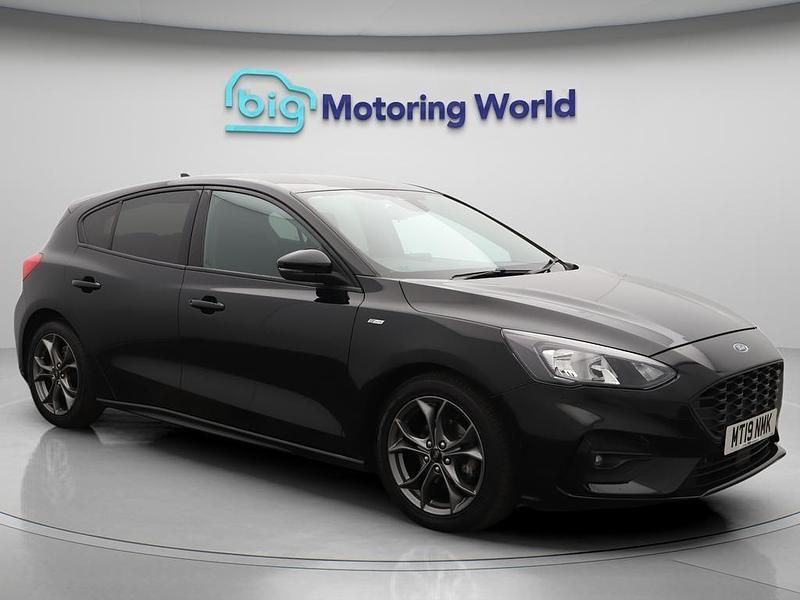 Black Used 2019 Ford Focus ST-Line Hatchback | £10,100 (Fair price) - Image 1/4
