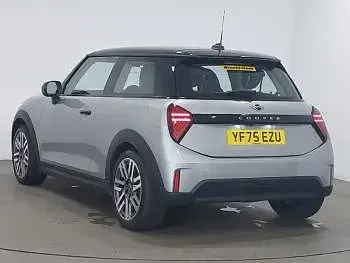 Used Mini Cooper Classic 114 kW (156 HP) 2025 Silver Hatchback