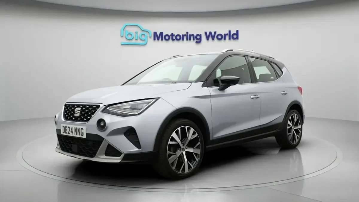 Used Seat Arona Xperience Lux 116 HP (85 kW) 2024 Silver SUV