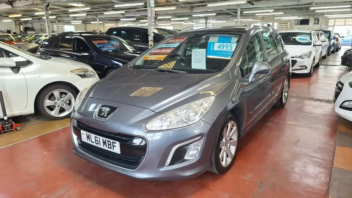 Used Peugeot 308 SW Active 112 HP (82 kW) 2011 Grey Estate