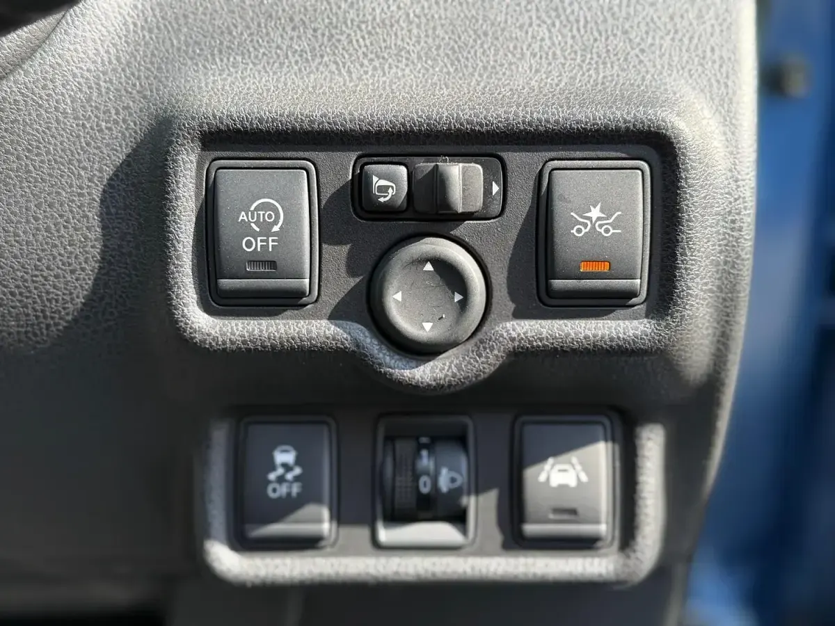 Used Nissan Note Acenta 2026 Blue Hatchback