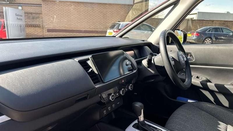 Second-hand Honda Jazz Advance 128 CP (94 kW) 2023 Roșu Hatchback