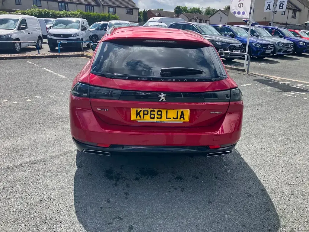 Used Peugeot 508 GT-line 2019 Red Estate