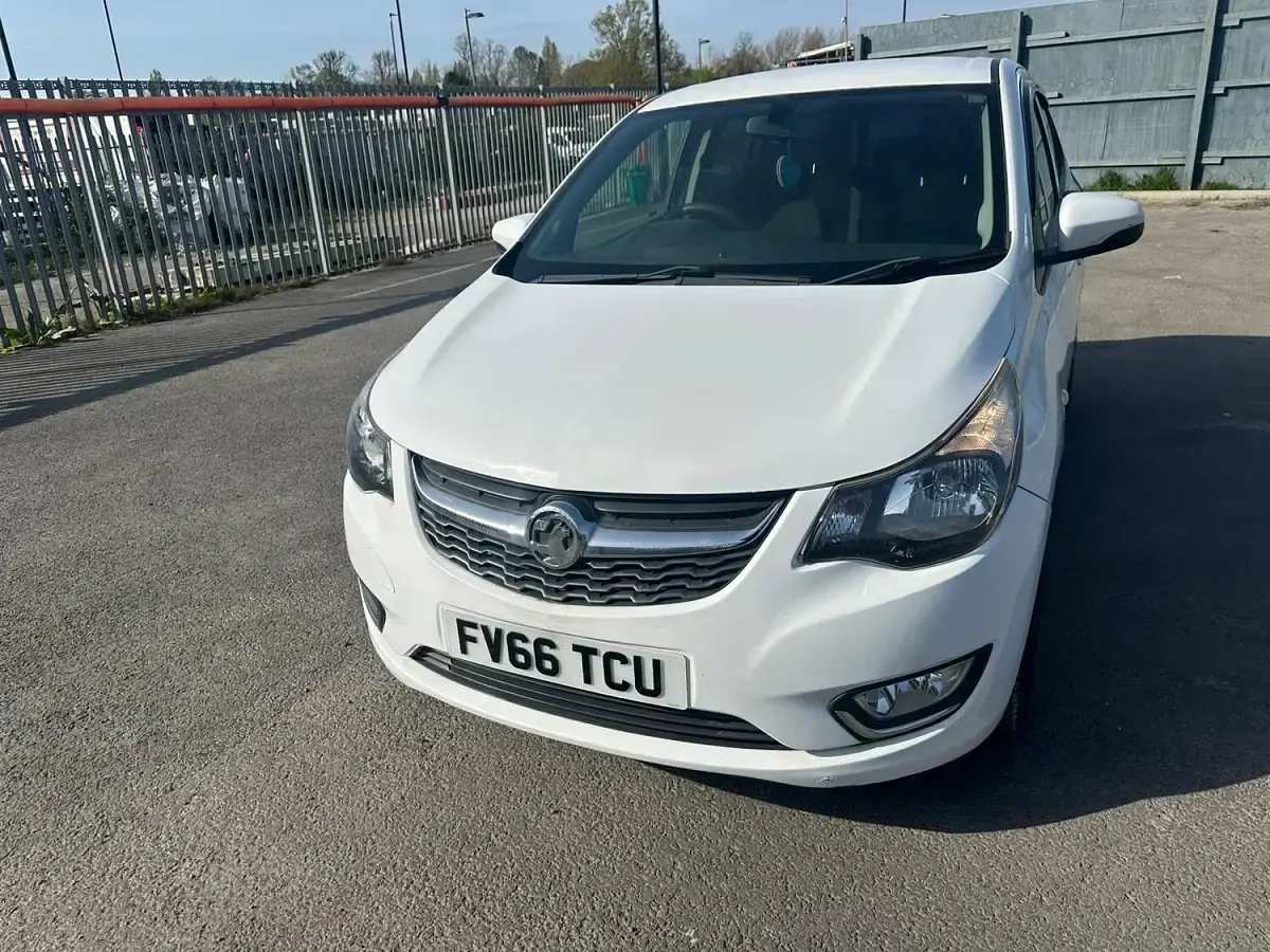 Used Vauxhall Viva 2016 White Hatchback