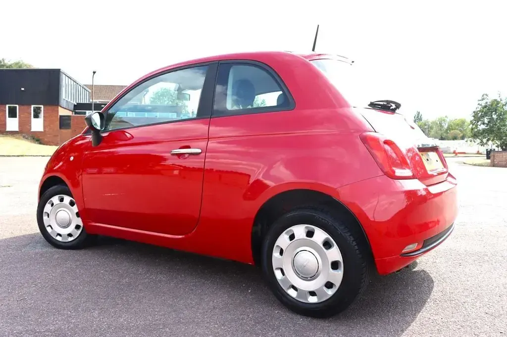Used Fiat 500 Pop 69 HP (50 kW) 2016 Red Hatchback