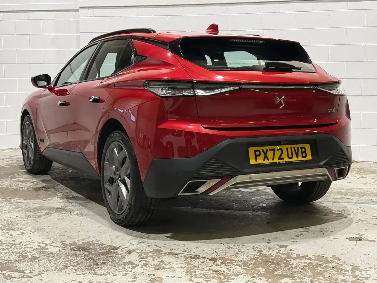 Used DS Automobiles DS4 Crossback Trocadero 129 HP (94 kW) 2023 Red SUV