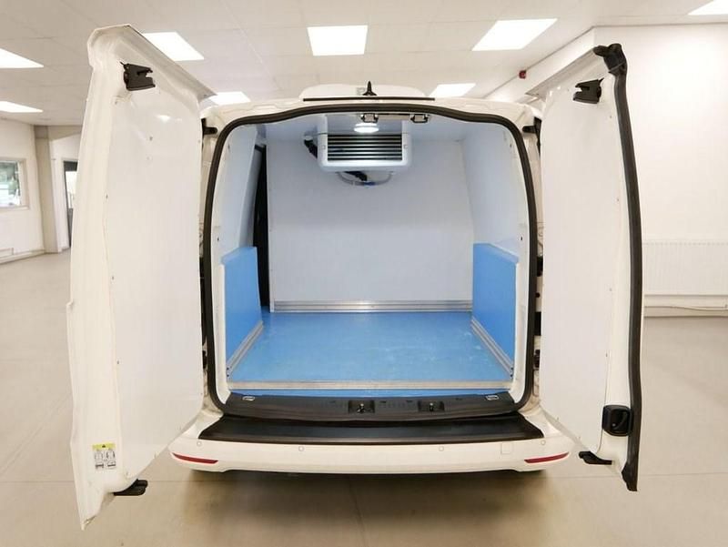 Used VW Caddy Edition 102 HP (75 kW) 2023 White MPV