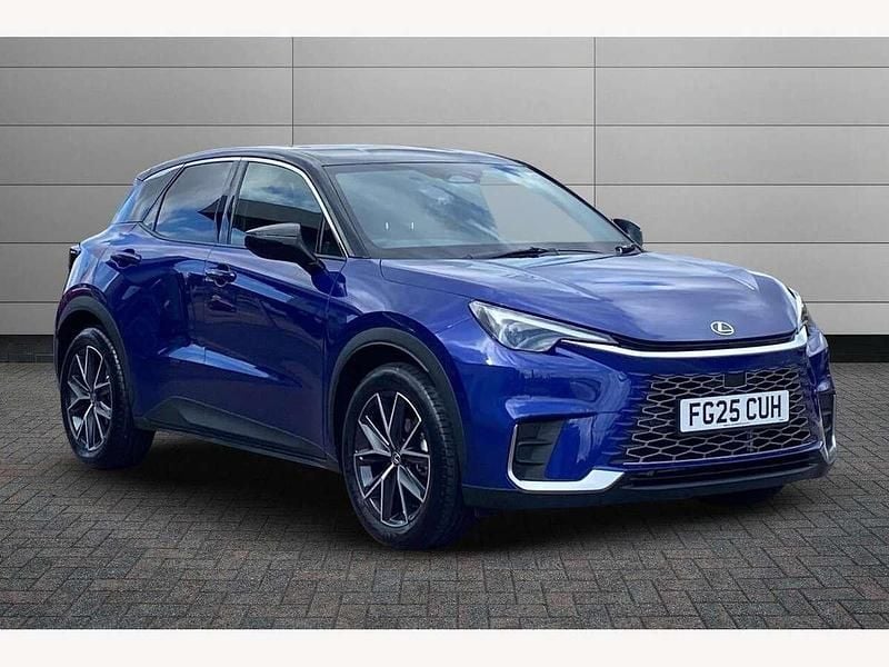 Dark blue Used 2025 Lexus LBX SUV | £31,050 (Fair price) - Image 1/3