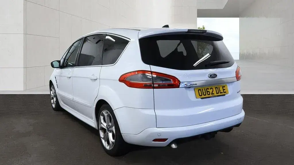 Used Ford S-MAX Titanium X 2012 White MPV