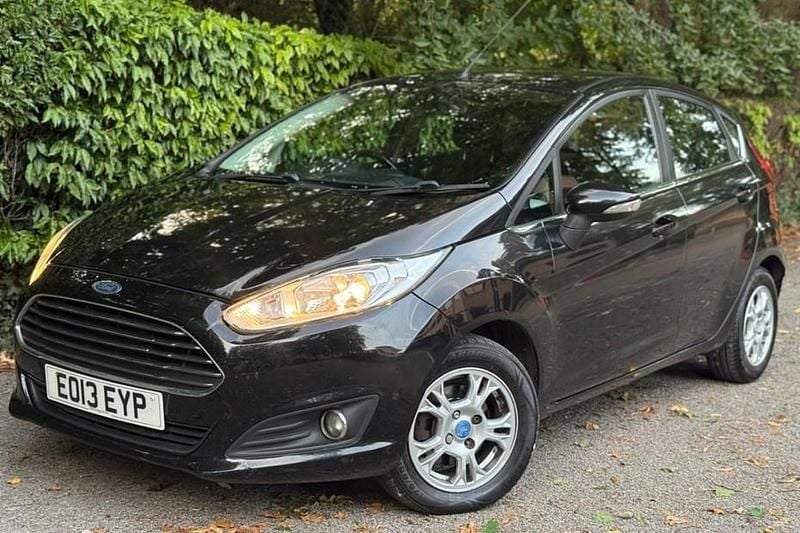 Black Used 2013 Ford Fiesta Zetec Hatchback | £1,495 (Fair price) - Image 1/1