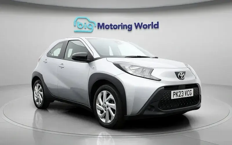 Usado Toyota Aygo X PURE 72 HP (52 kW) 2025 SUV