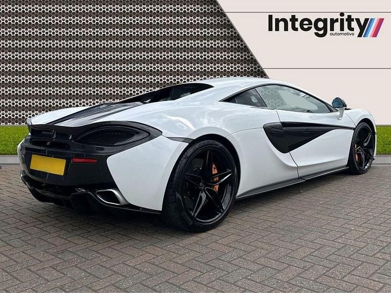 Used McLaren 570S 562 HP (413 kW) 2016 White Coupe