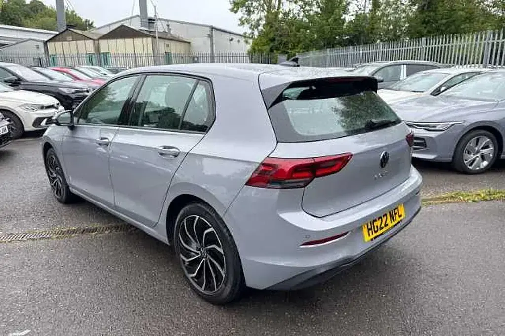 Used VW Golf VIII 130 HP (95 kW) 2022
