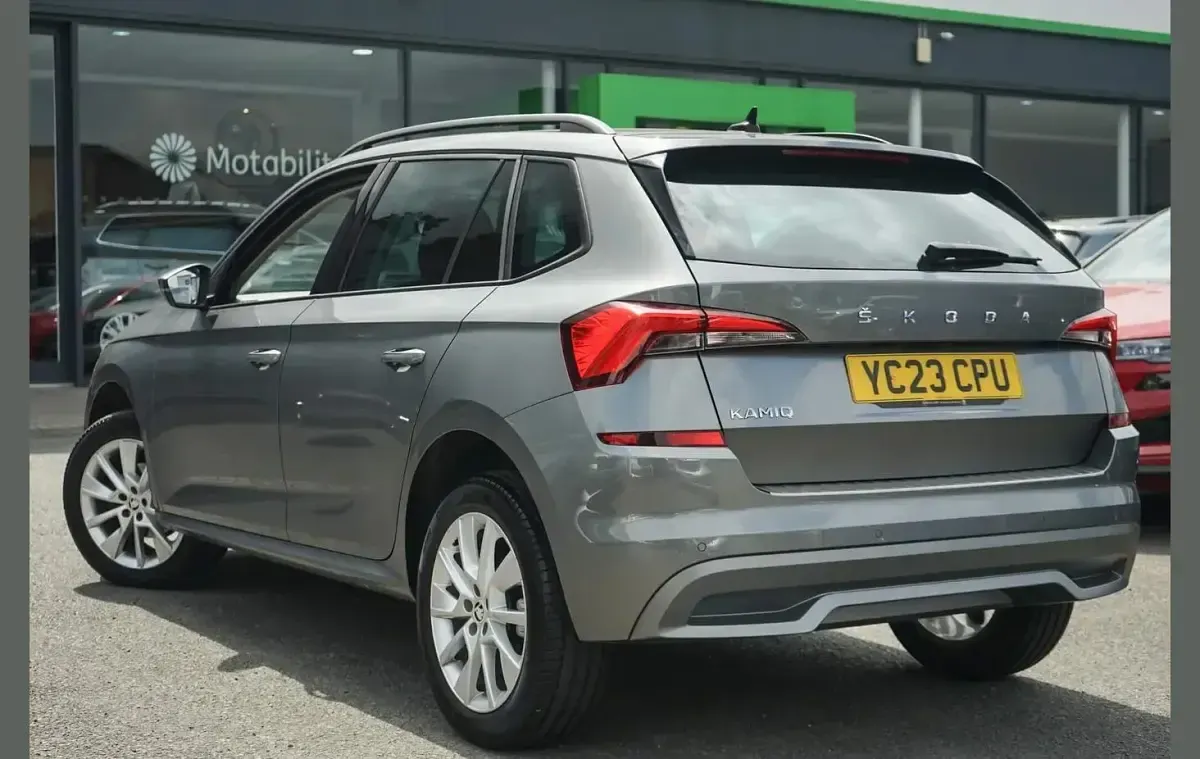Used Skoda Kamiq SE Drive 147 HP (108 kW) 2023 Grey SUV