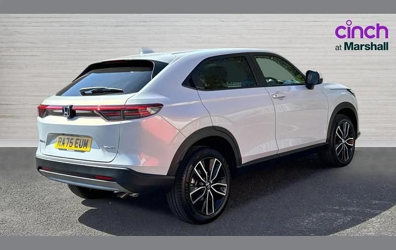 New Honda HR-V Elegance 128 HP (94 kW) 2026 White SUV