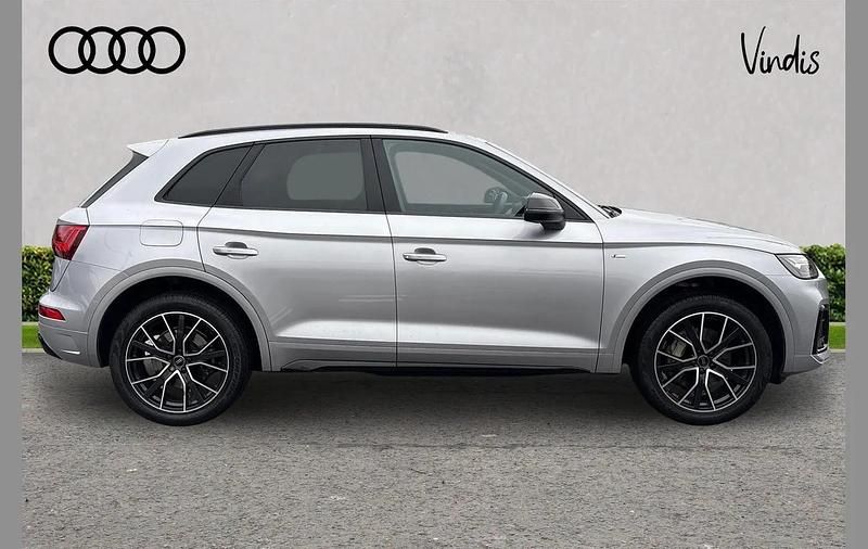 Used Audi Q5 Black Edition 299 HP (219 kW) 2024 Silver SUV
