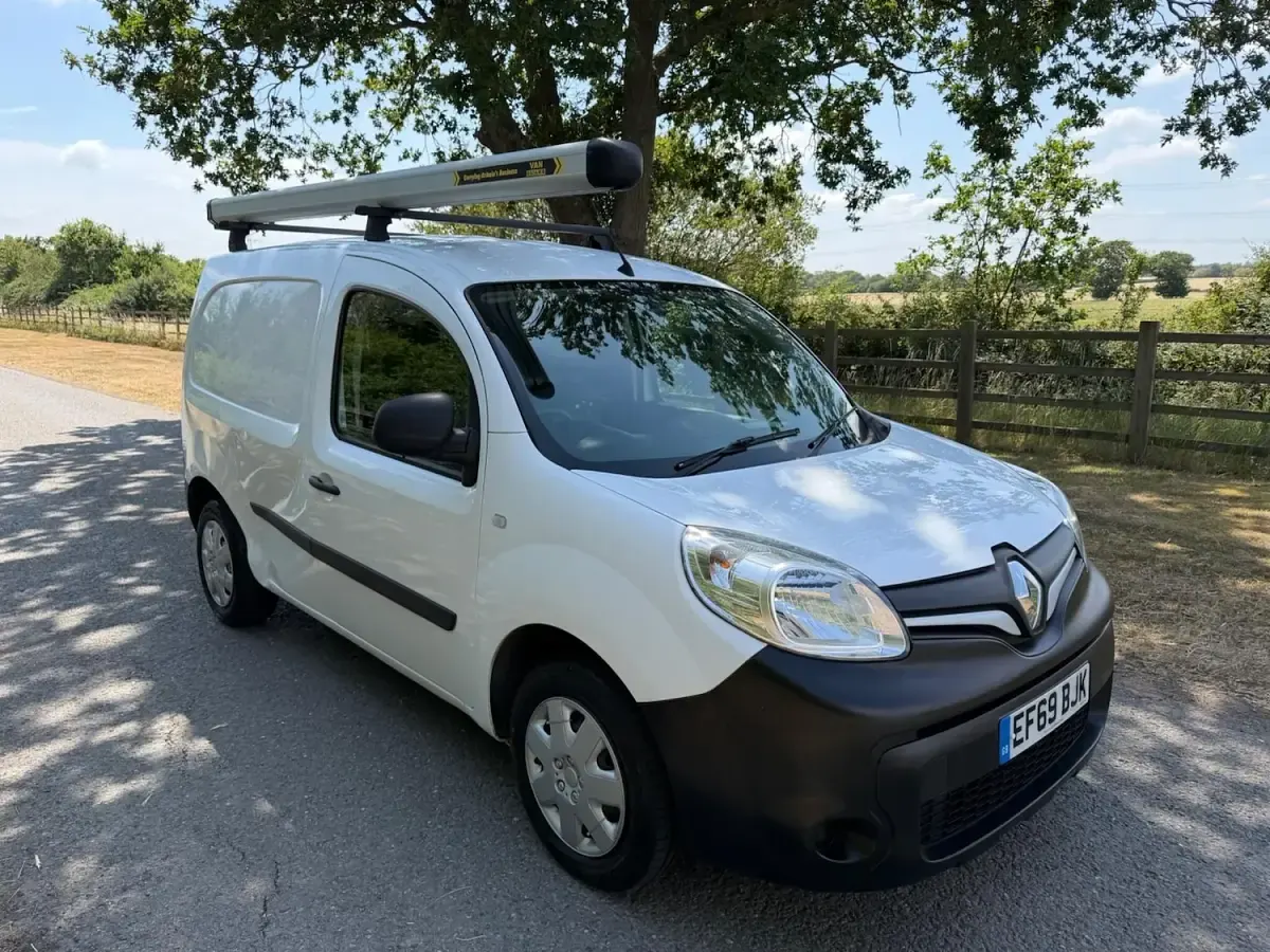 Used Renault Kangoo Business 2019 White MPV